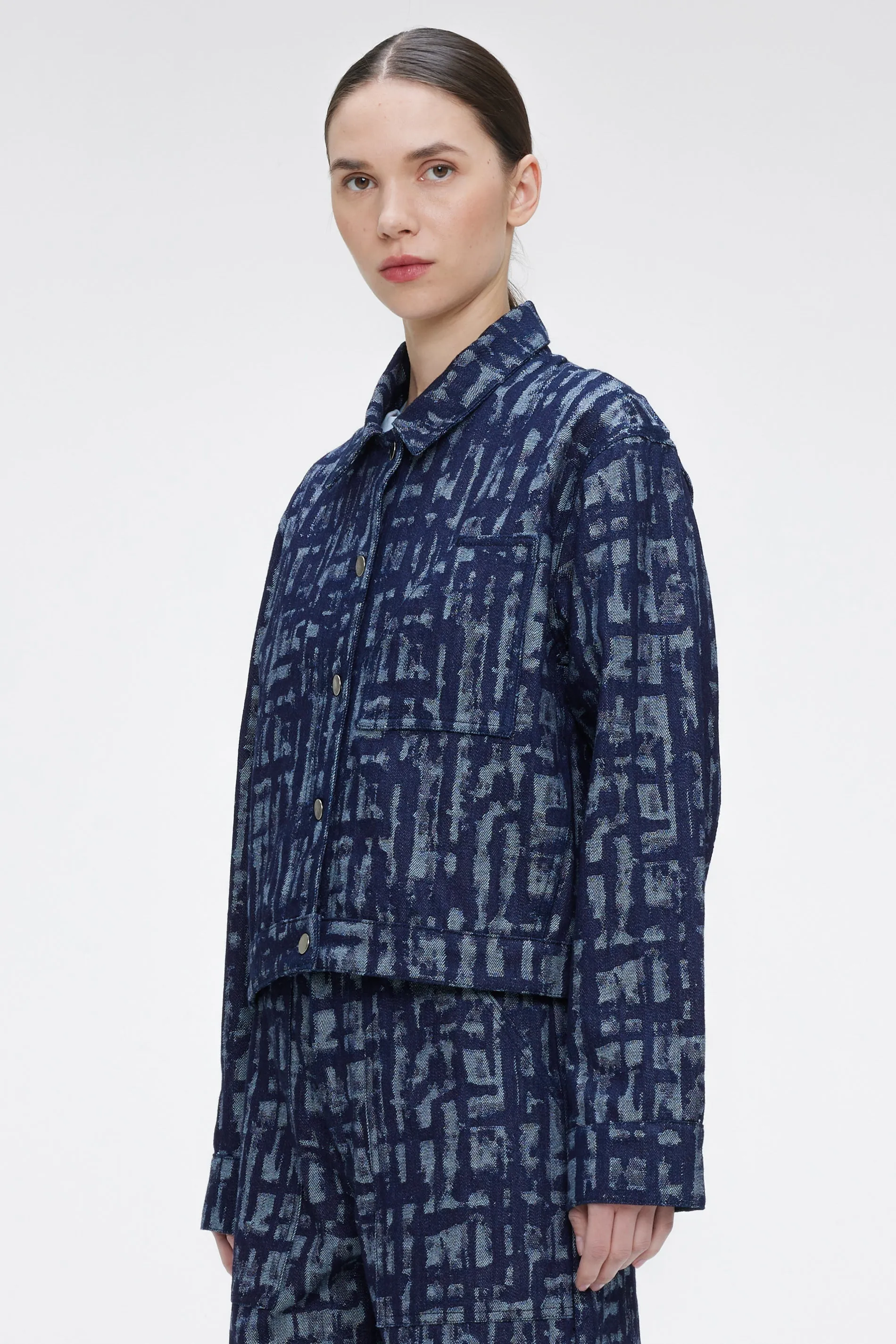 junya - blue
