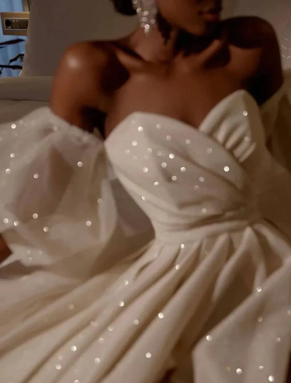 Luolandi Beach Sparkle & Shine Wedding Dresses A-Line Off Shoulder Short Sleeve Floor Length Sequined Bridal Gowns