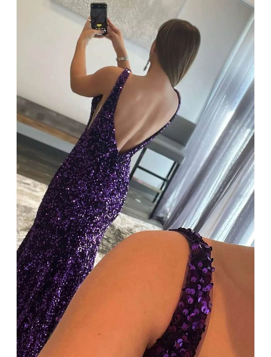Luolandi Mermaid / Trumpet Prom Dresses Sparkle &amp; Shine Dress Formal Sweep / Brush Train Sleeveless V Neck Sequined Backless